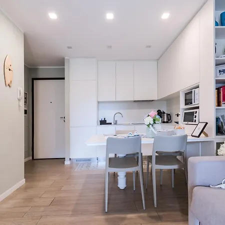 Appartamento Elegante Con Piscina - Wi-fi&box Privato Sanremo