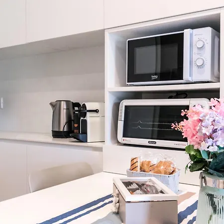 Elegante Con Piscina - Wi-fi&box Privato *
