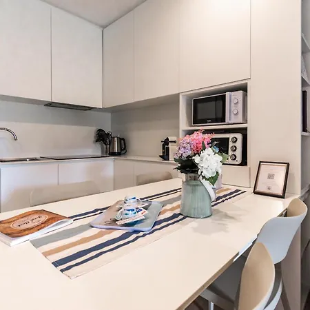 Elegante Con Piscina - Wi-fi&box Privato *