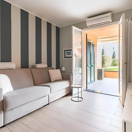 Апартаменты Elegante Con Piscina - Wi-fi & Box Privato