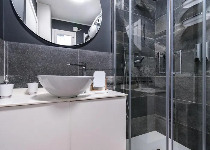 Elegante Con Piscina - Wi-fi & Box Privato * 산레모