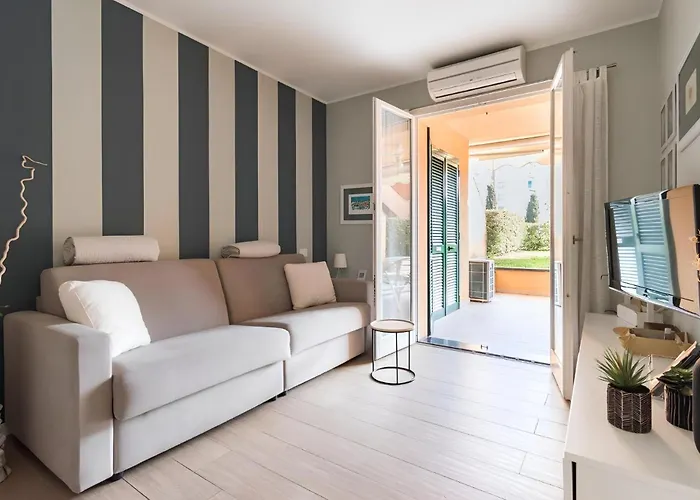 아파트 Elegante Con Piscina - Wi-fi & Box Privato